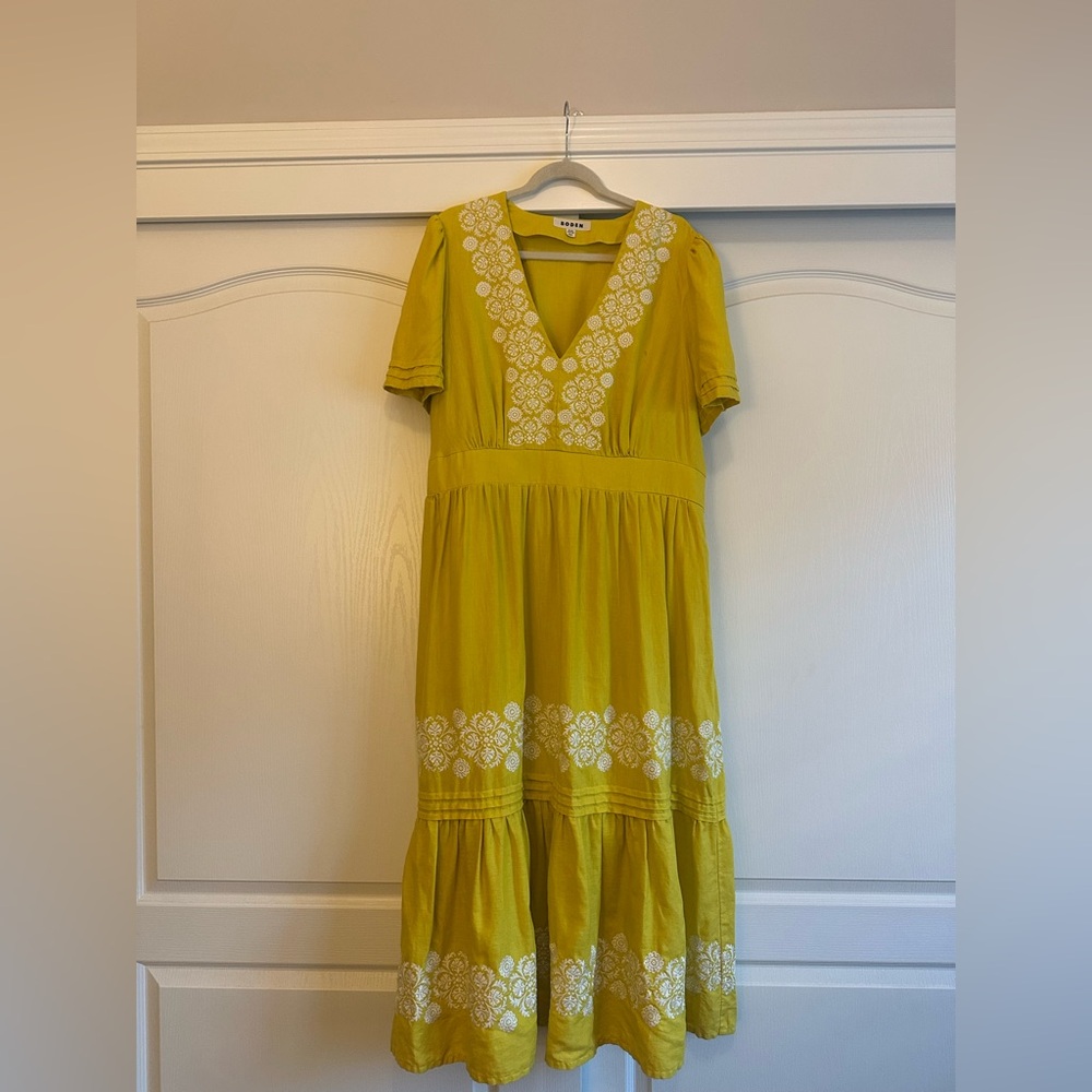 Boden Yellow midi dress with white embroidery | US size 20-22